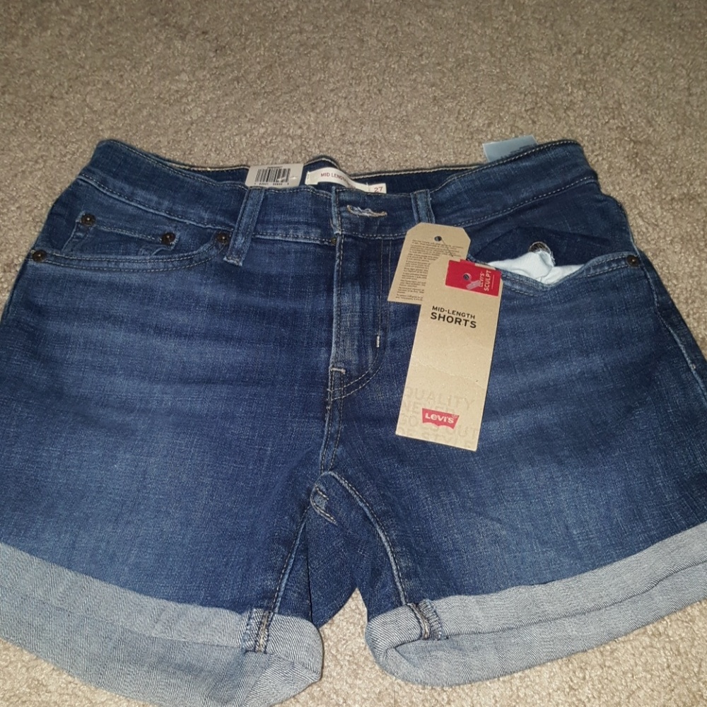 Mid-length Shorts, Firm